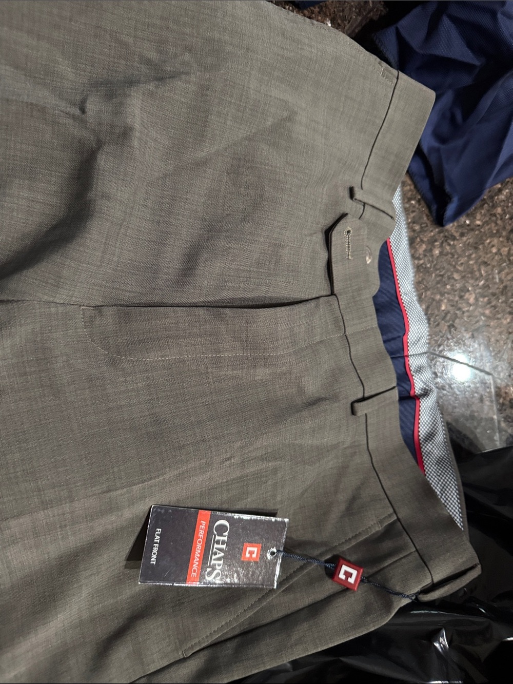 Chaps Men's Olive Green Flat-Front Dress Shorts